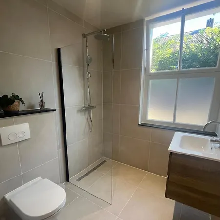 Modern Close To Efteling & Center *